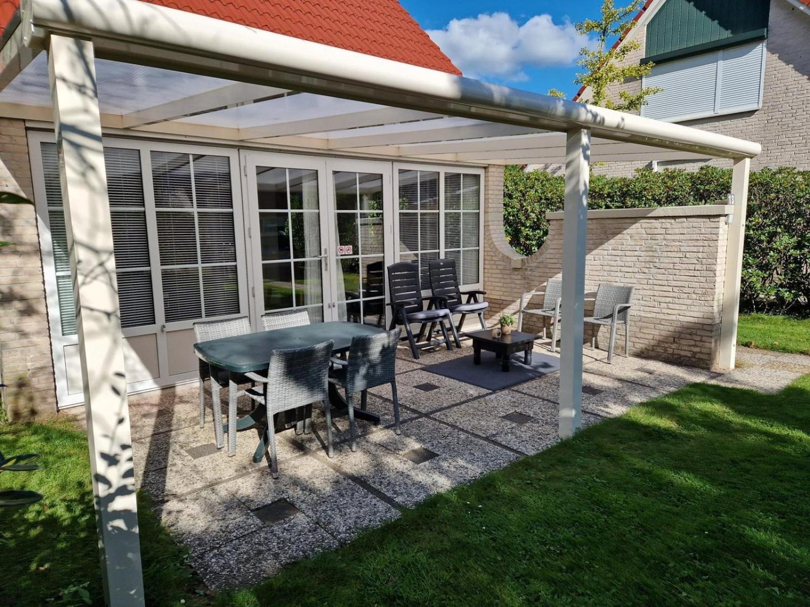 Bungalow - 6 Personen Gelegen In De Nabije Omgeving Van Avonturenpark Hellendoorn En De Prachtige Sallandse Heuvelrug En Eelerberg Exteriér fotografie