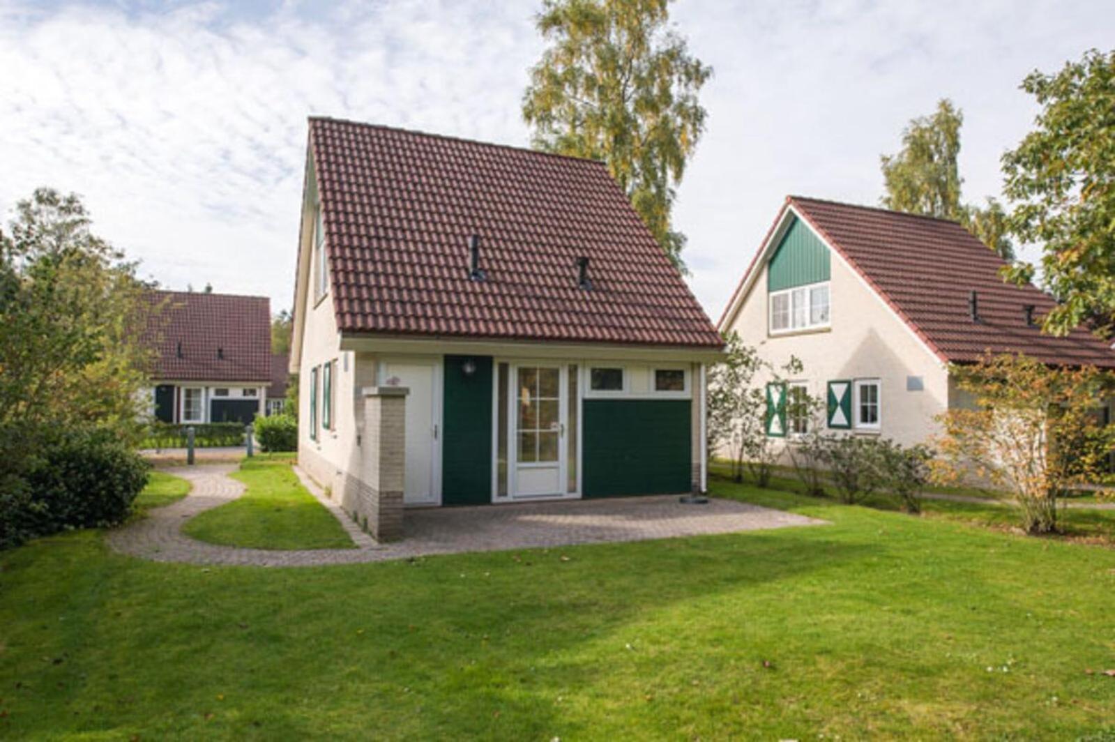 Bungalow - 6 Personen Gelegen In De Nabije Omgeving Van Avonturenpark Hellendoorn En De Prachtige Sallandse Heuvelrug En Eelerberg Exteriér fotografie