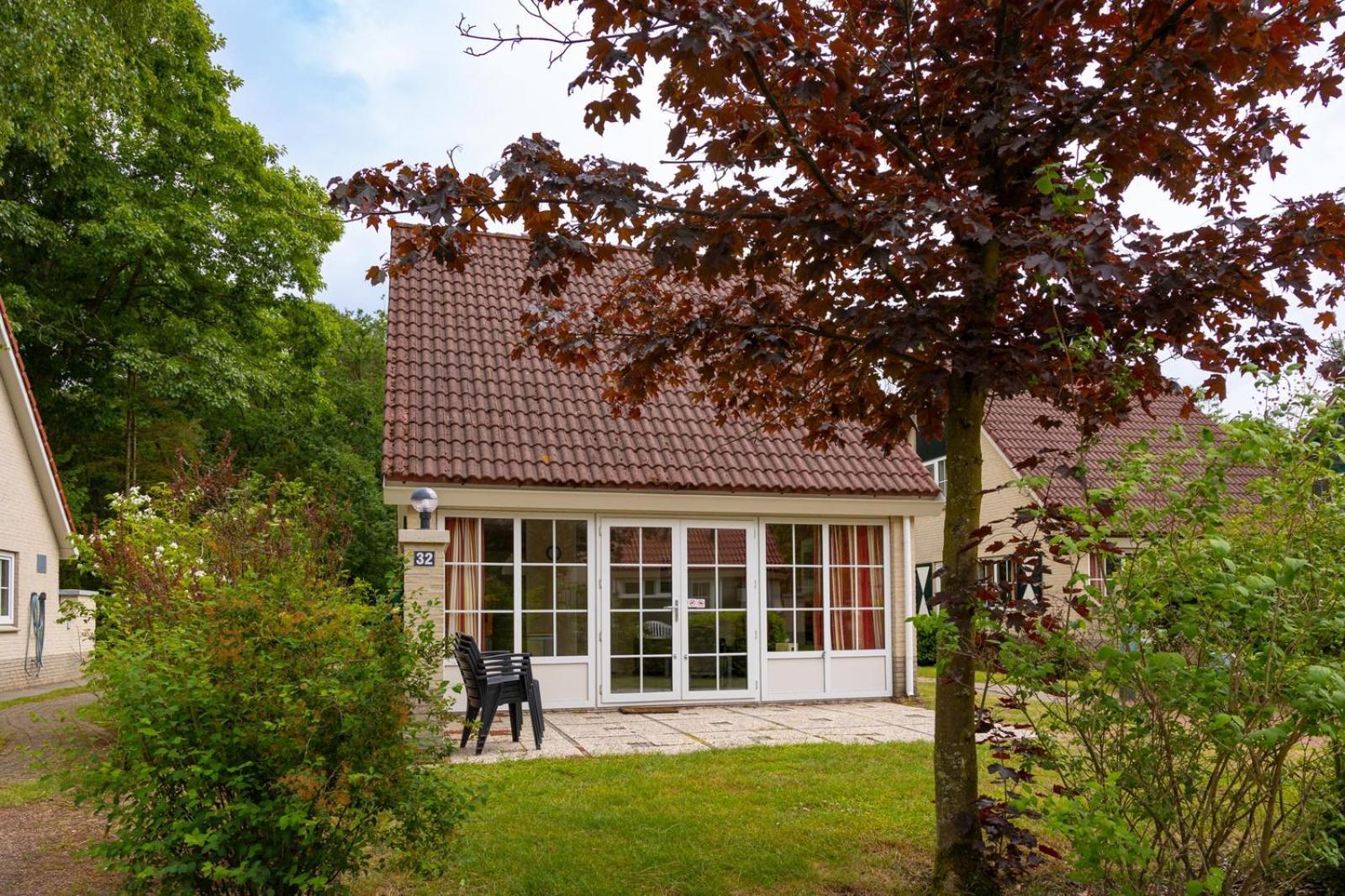 Bungalow - 6 Personen Gelegen In De Nabije Omgeving Van Avonturenpark Hellendoorn En De Prachtige Sallandse Heuvelrug En Eelerberg Exteriér fotografie